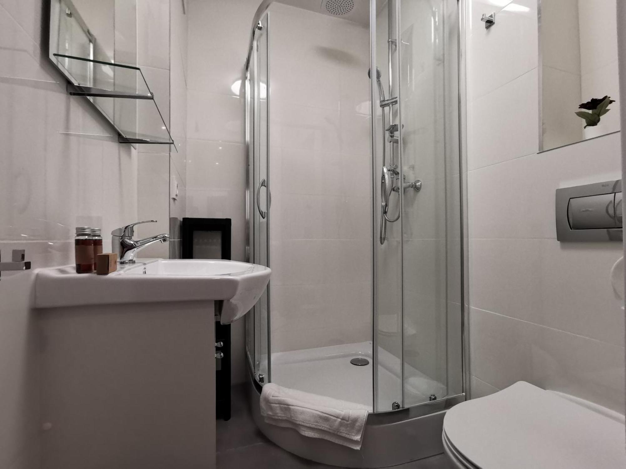 Shortstaypoland Panska Warsaw Room photo